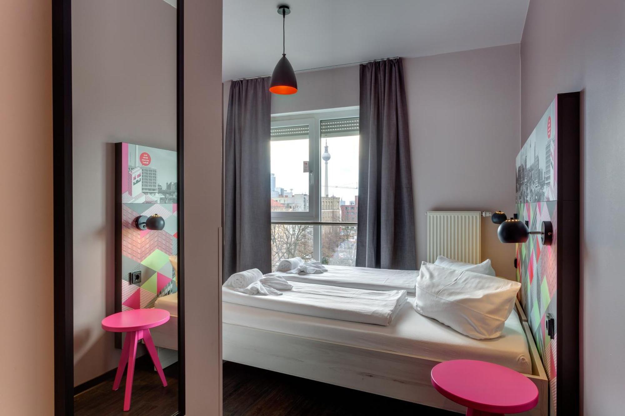 5-Bed Room,1211778151:JPEG